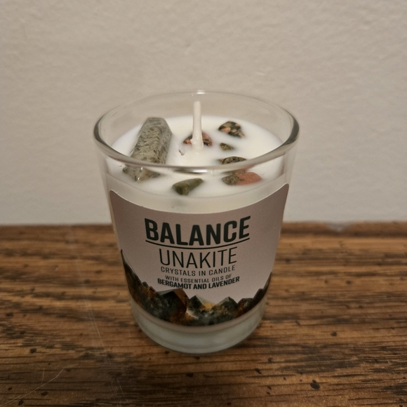 Balance Unakite Crystals Candle - Picture 2 of 2